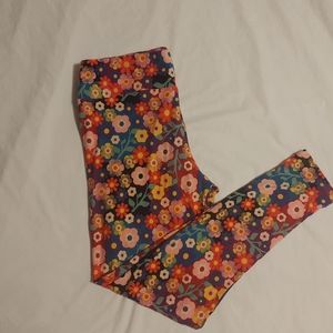 Multi Color Flower Print Lularoe TC Leggings